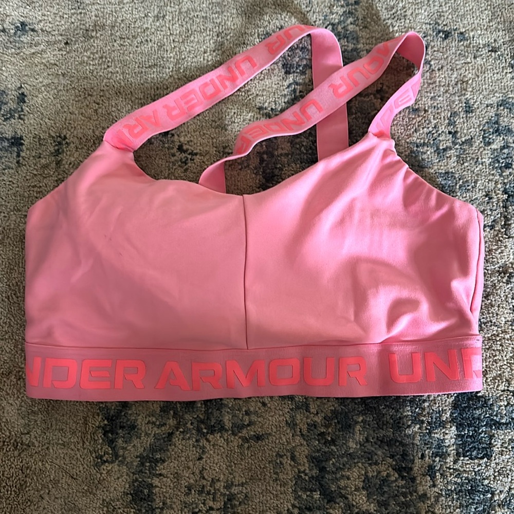 New Unser Armour sports bra